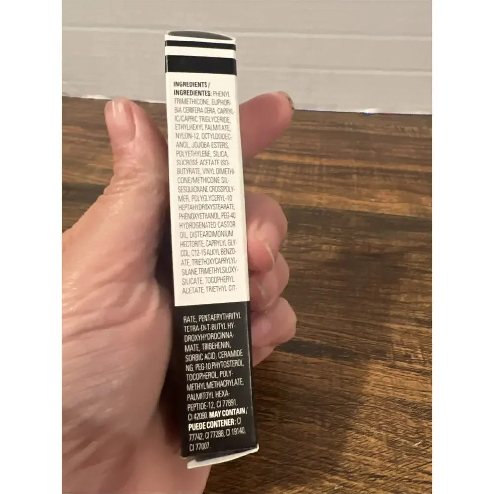 Mary Kay At Play NIB Correcting Stick ~ WIPE RED 121197 BRAND NEW
